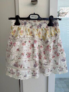 LOVESHACK FANCY floral ruffled skirt Size Small